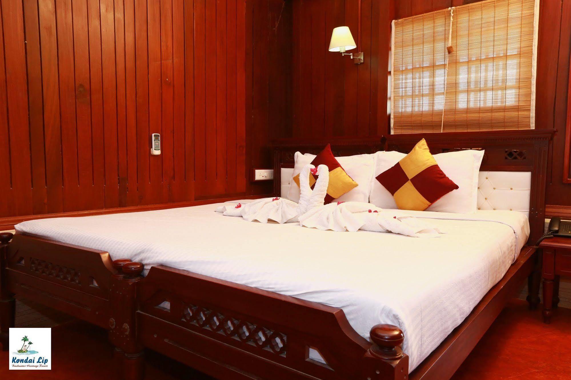 Kondai Lip Backwater Heritage Resort Kochi Exterior foto
